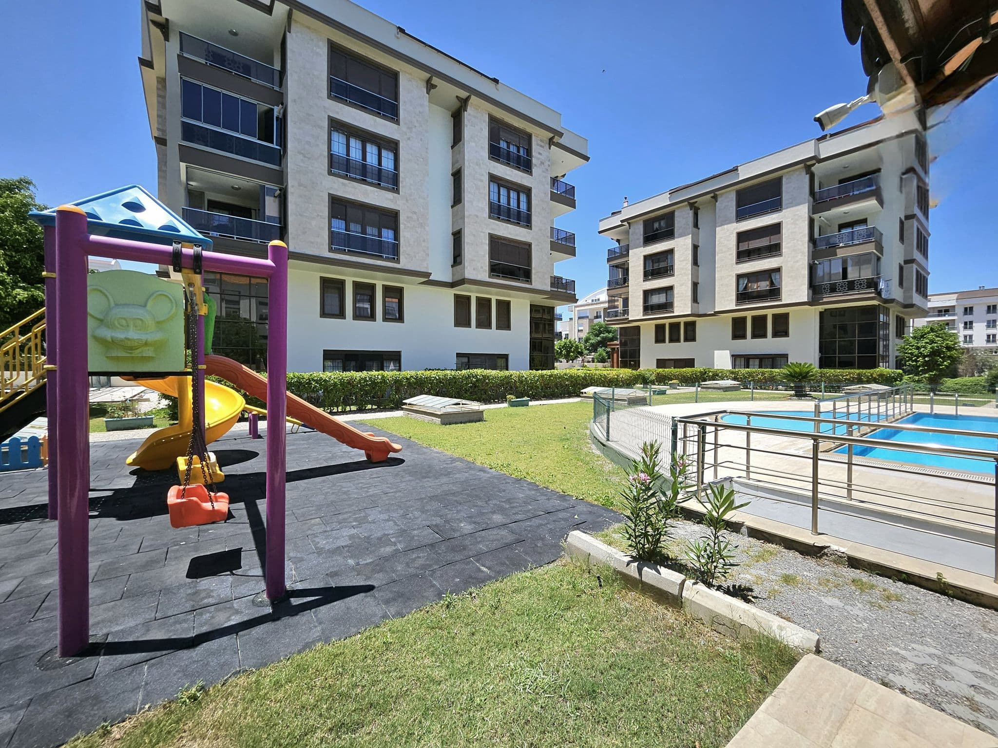 دوبلکس حیاط‌دار لوکس ۴ خوابه با استخر - image 23