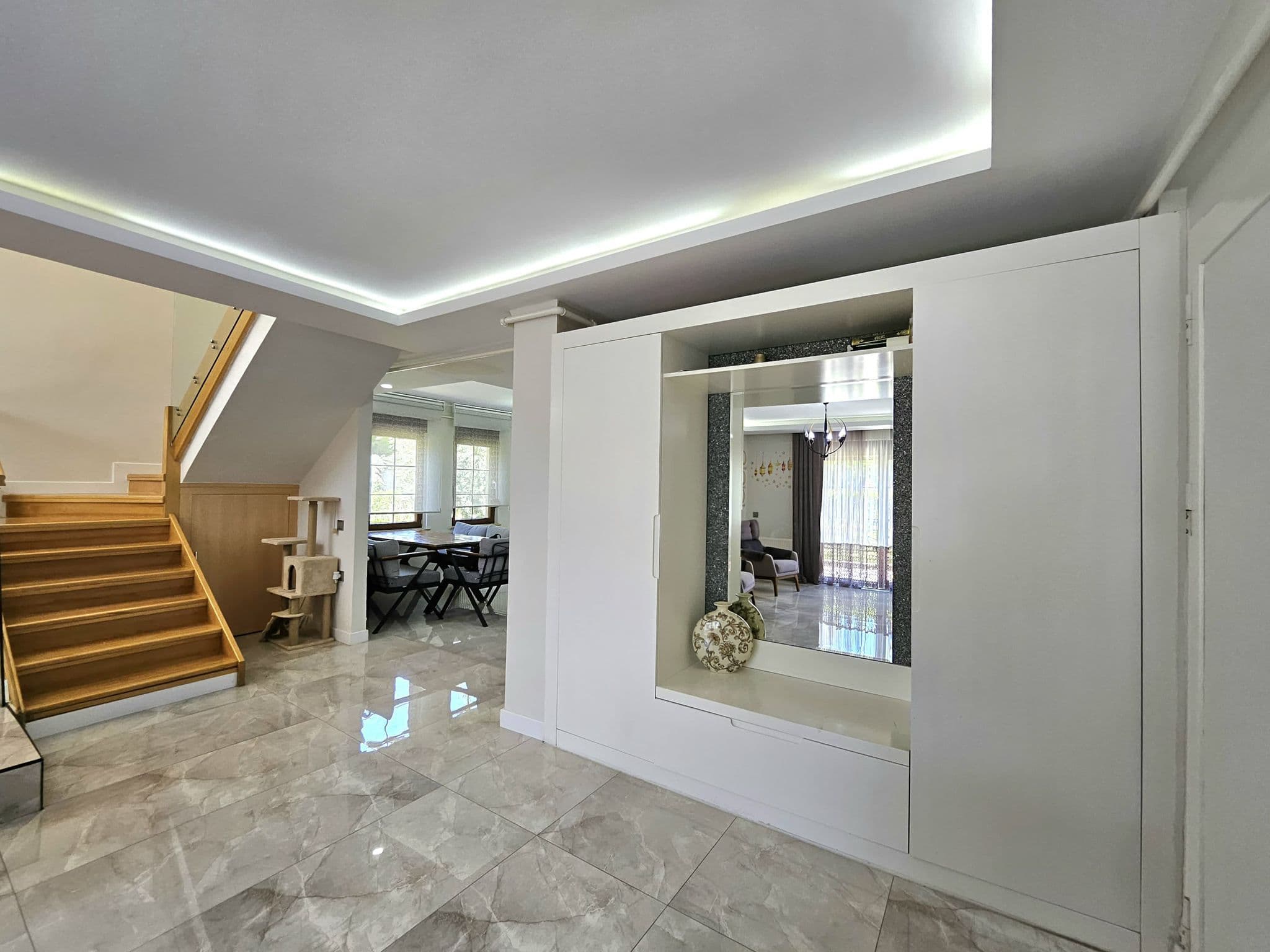 دوبلکس حیاط‌دار لوکس ۴ خوابه با استخر - image 3