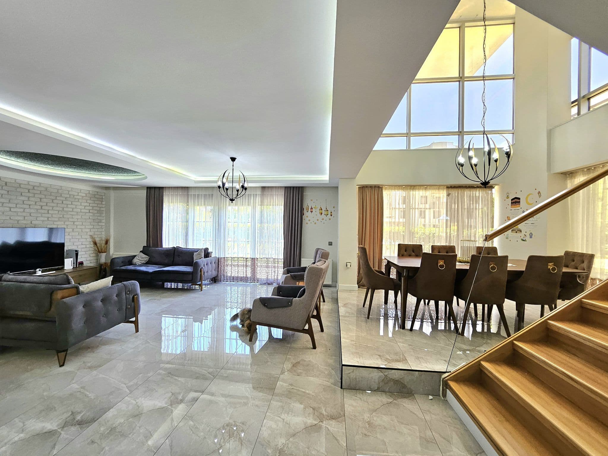 دوبلکس حیاط‌دار لوکس ۴ خوابه با استخر - image 4