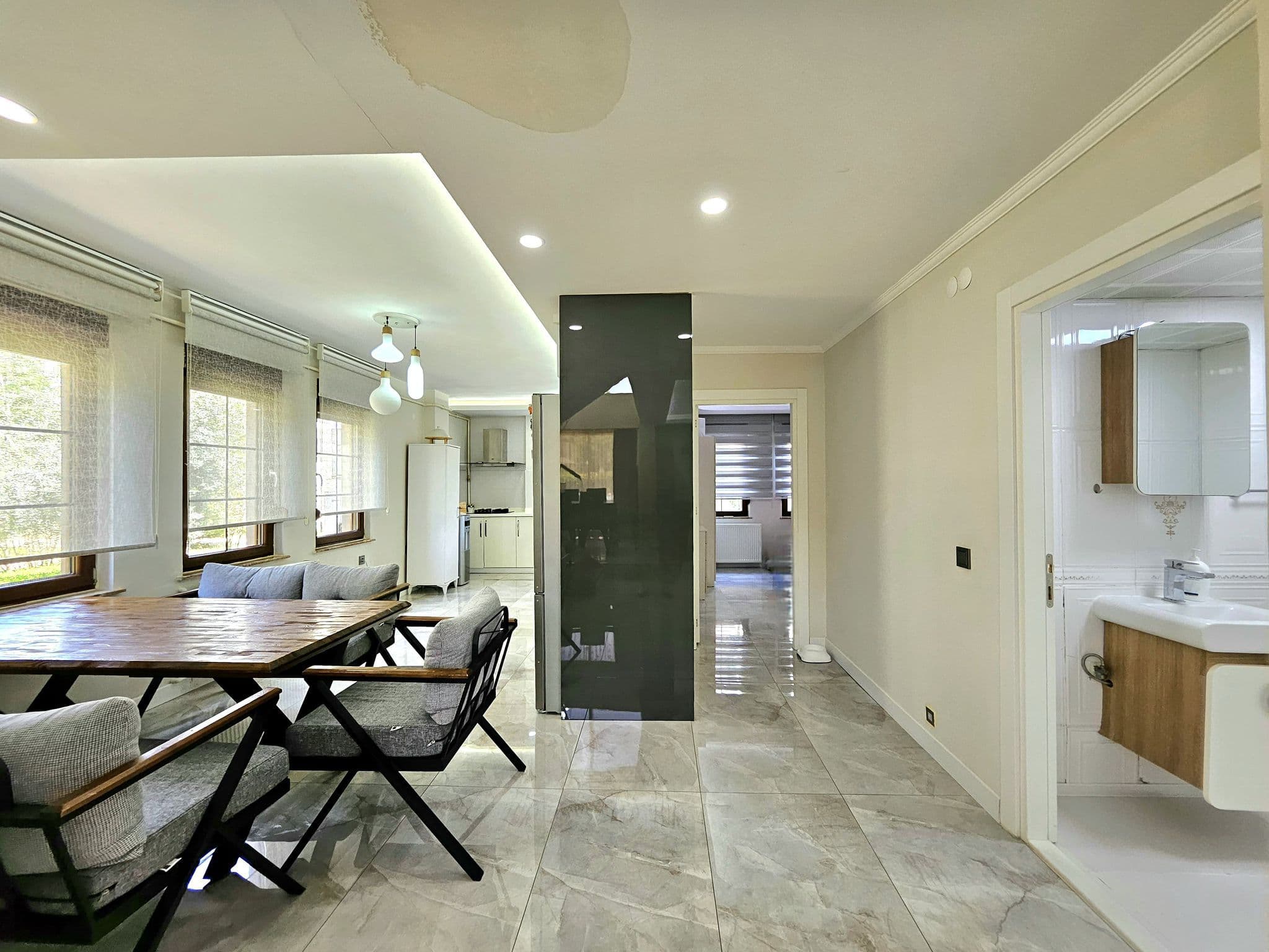 دوبلکس حیاط‌دار لوکس ۴ خوابه با استخر - image 8