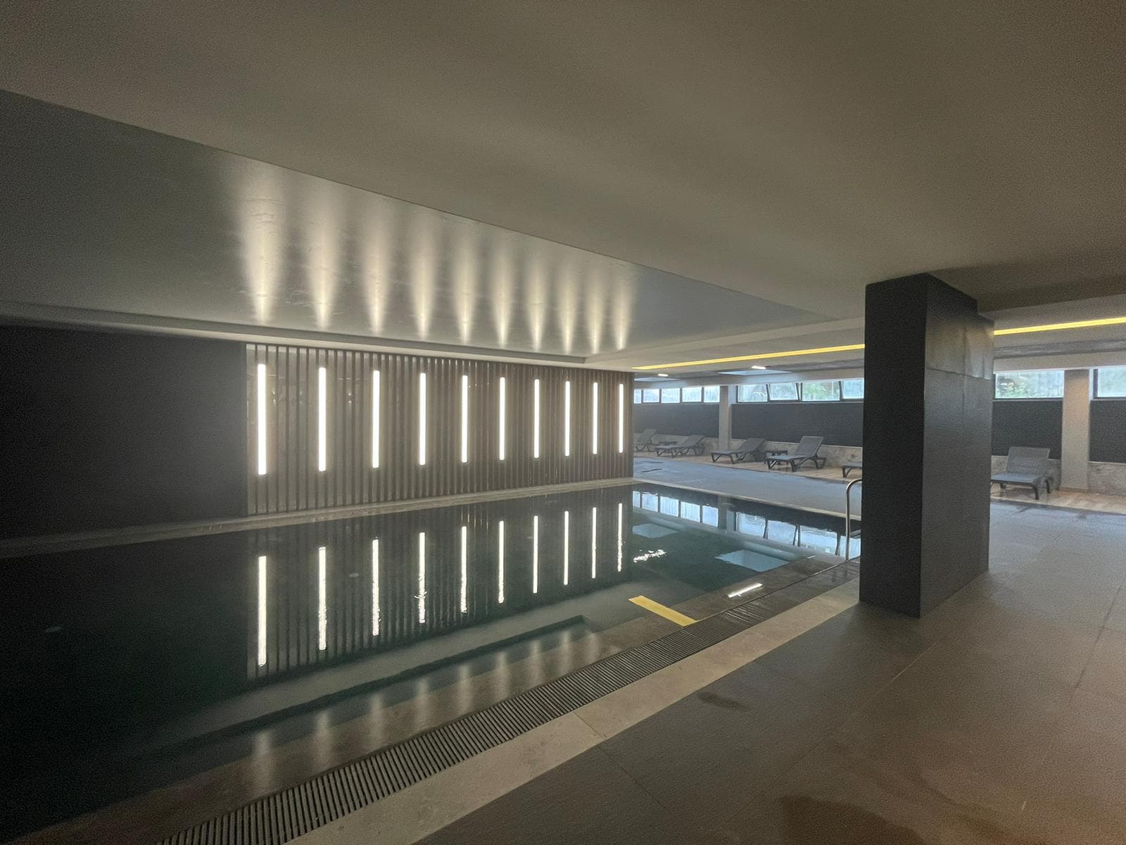 آپارتمان مبله و شیک ۲ خوابه حیاط‌دار در محله اونجالی - image 14