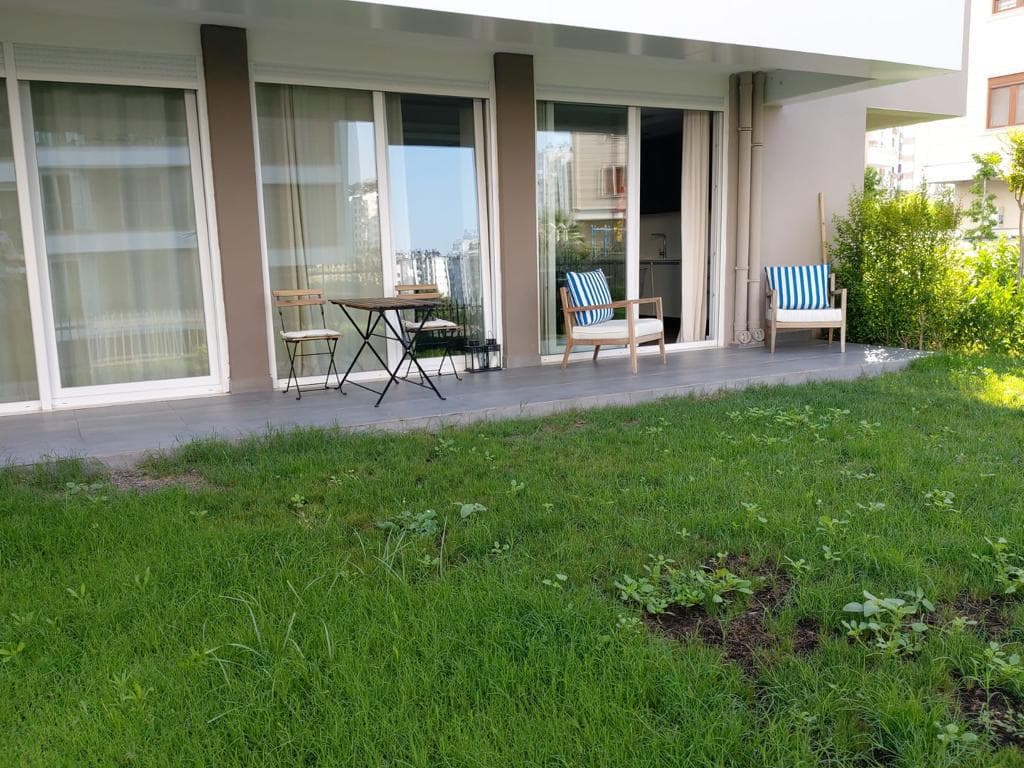 آپارتمان مبله و شیک ۲ خوابه حیاط‌دار در محله اونجالی - image 26