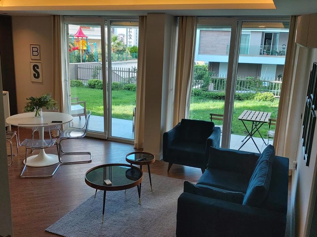 آپارتمان مبله و شیک ۲ خوابه حیاط‌دار در محله اونجالی - image 28