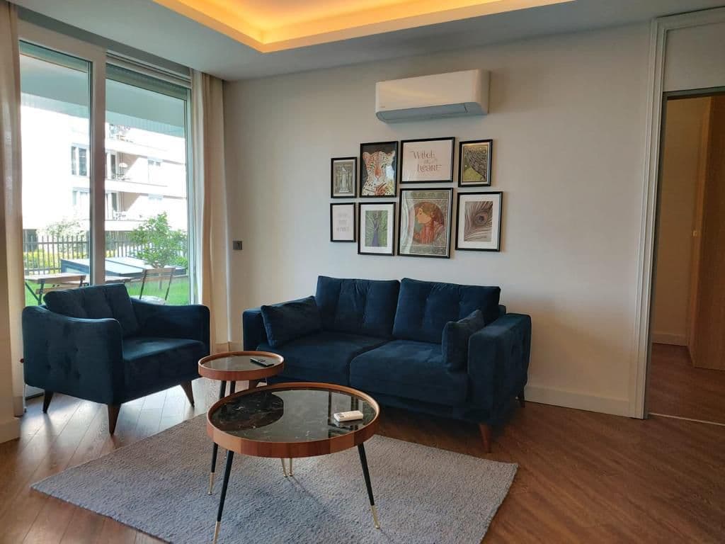 آپارتمان مبله و شیک ۲ خوابه حیاط‌دار در محله اونجالی - image 4