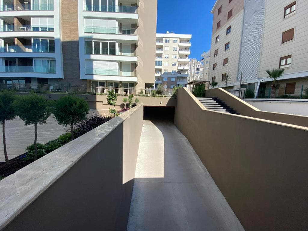 آپارتمان مبله و شیک ۲ خوابه حیاط‌دار در محله اونجالی - image 9