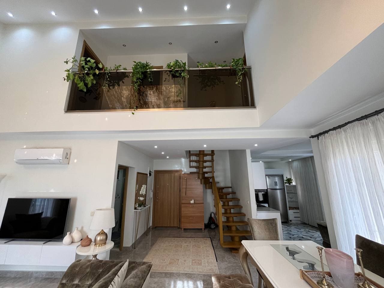 آپارتمان دوبلکس مبله ۳ خوابه - image 4