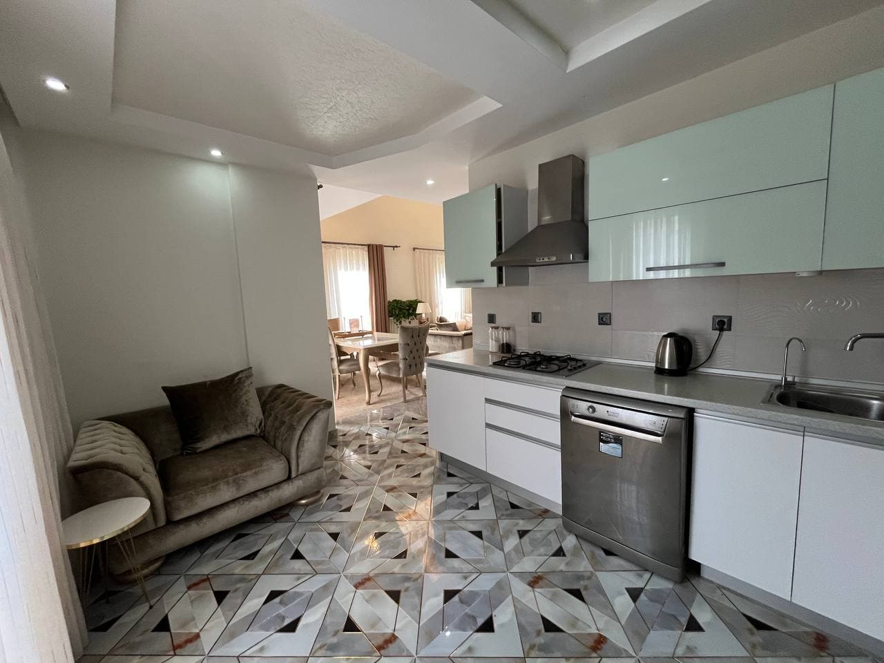 آپارتمان دوبلکس مبله ۳ خوابه - image 6